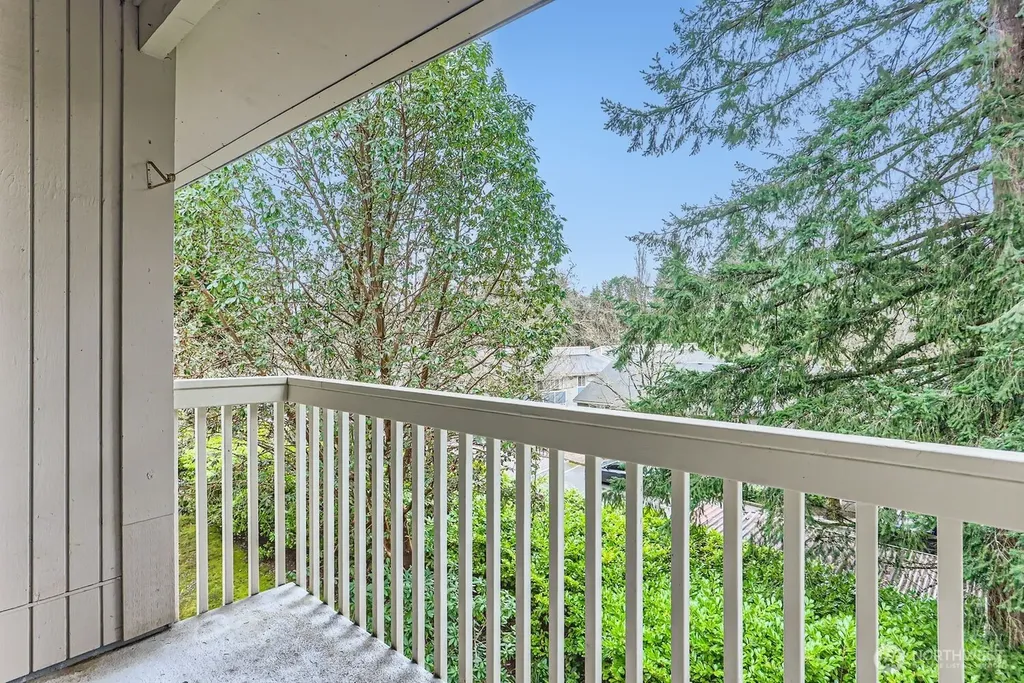 14547 NE 40th Street Bellevue WA 98007