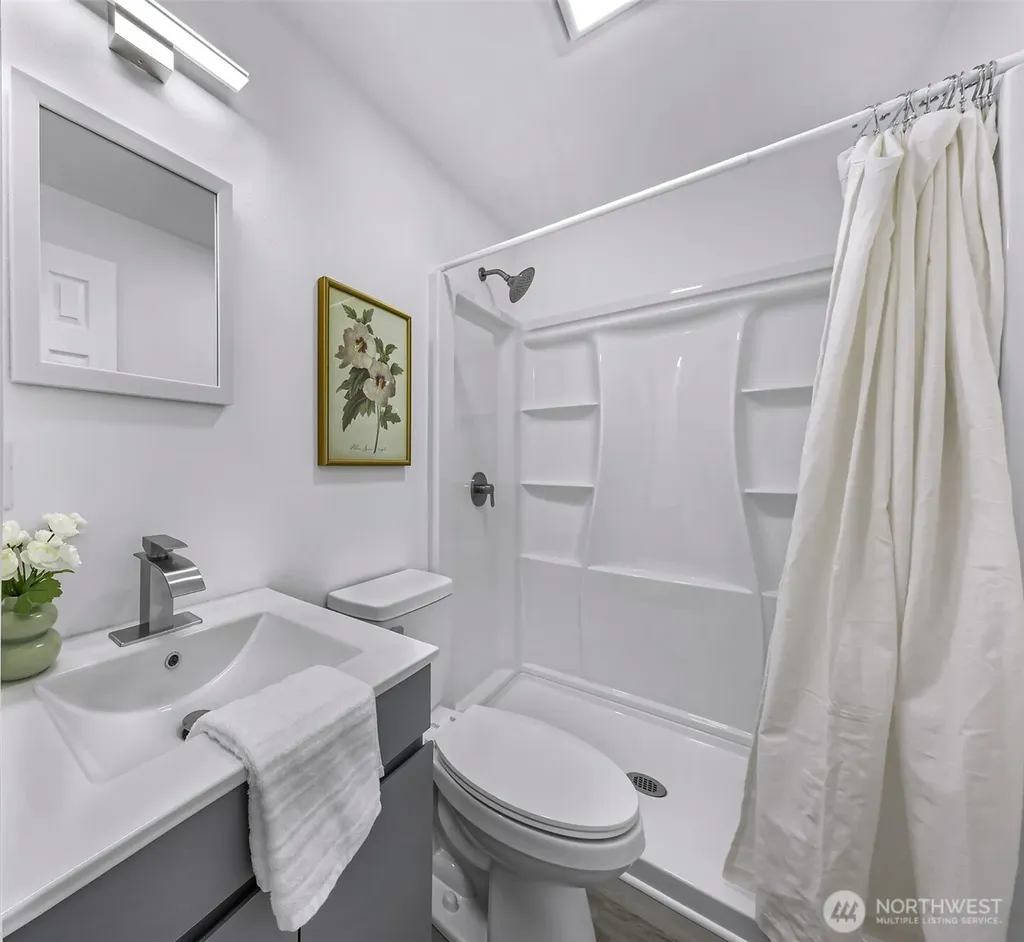1464 Greenville Drive Bellingham WA 98226