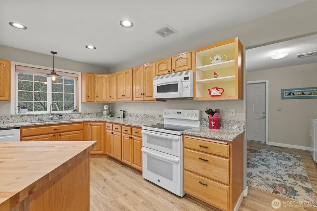 1000 13th Avenue SW Quincy WA 98848