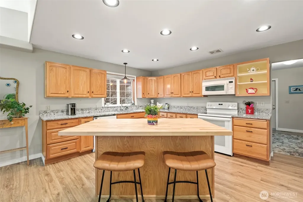 1000 13th Avenue SW Quincy WA 98848