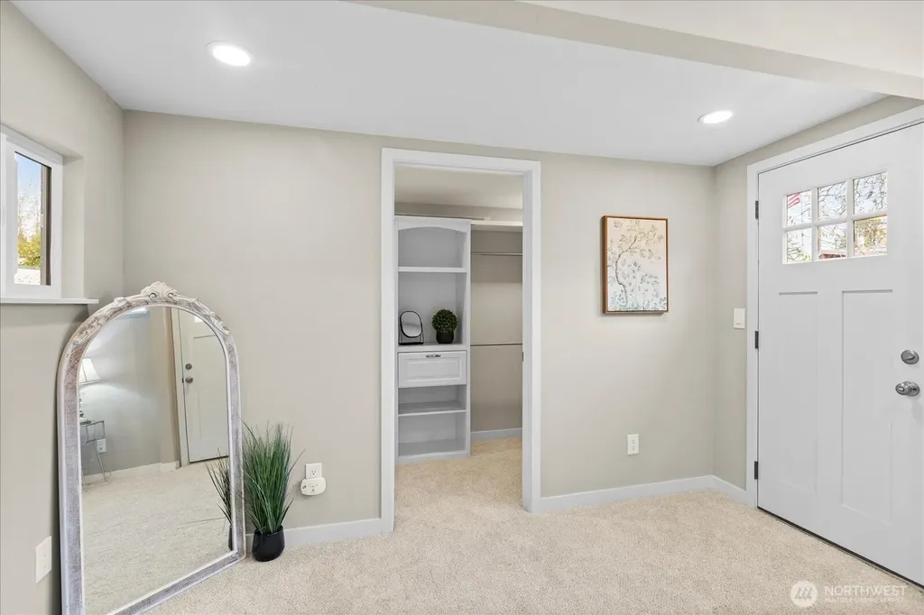 14322 Admiralty Way Lynnwood WA 98087