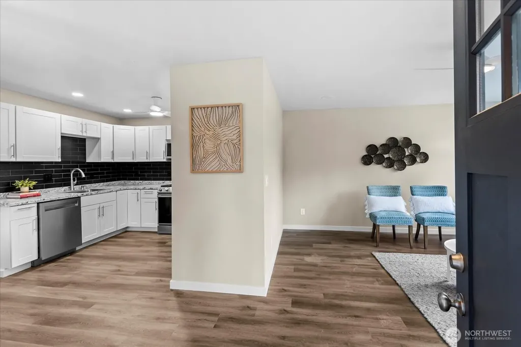 14322 Admiralty Way Lynnwood WA 98087