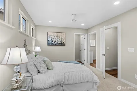 14322 Admiralty Way Lynnwood WA 98087