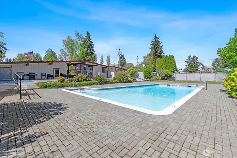 14322 Admiralty Way Lynnwood WA 98087