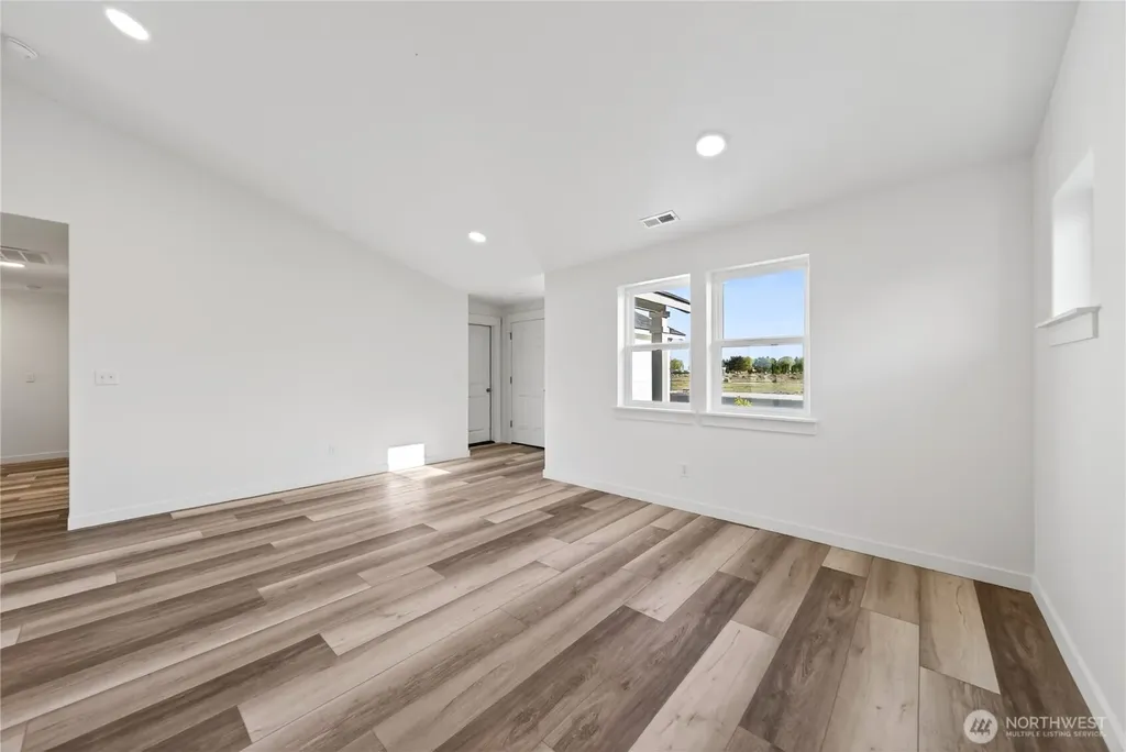 4322 W Redhead Avenue Moses Lake WA 98837