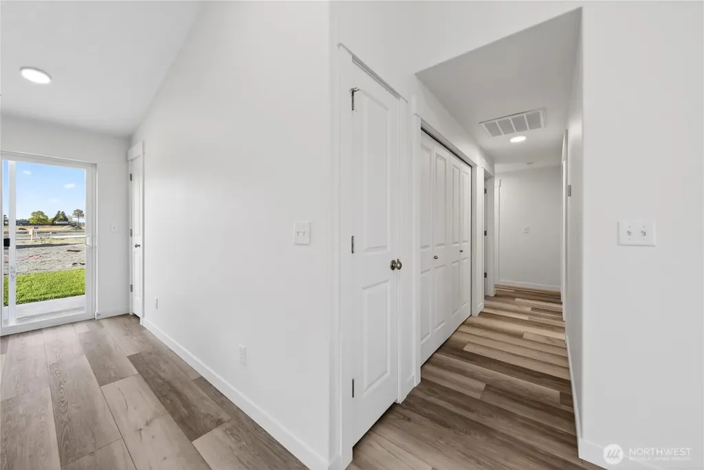 4322 W Redhead Avenue Moses Lake WA 98837