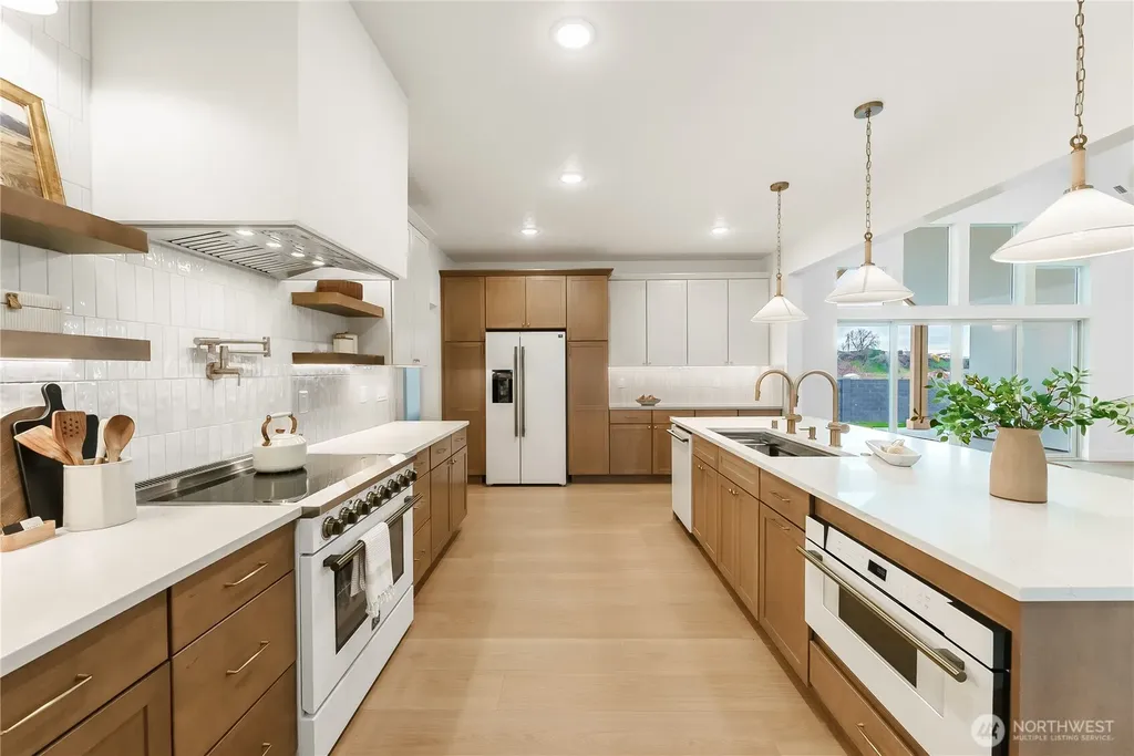 511 SW 12th College Place WA 99324