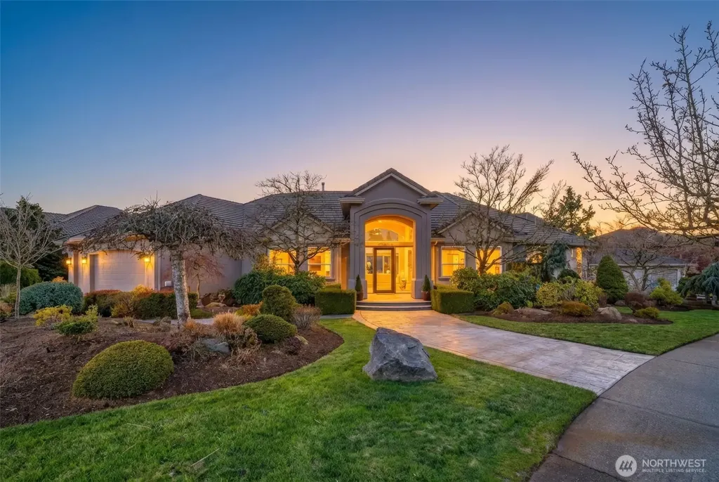 2305 NW Douglas Street Camas WA 98607