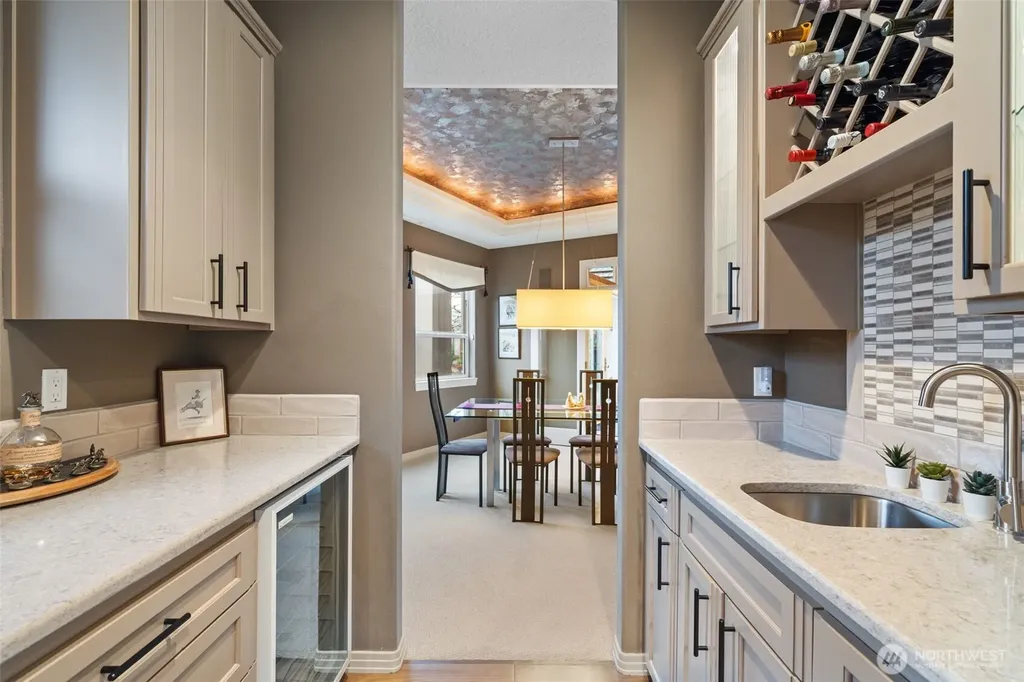 2305 NW Douglas Street Camas WA 98607