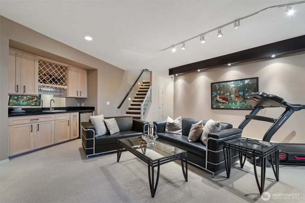 2305 NW Douglas Street Camas WA 98607