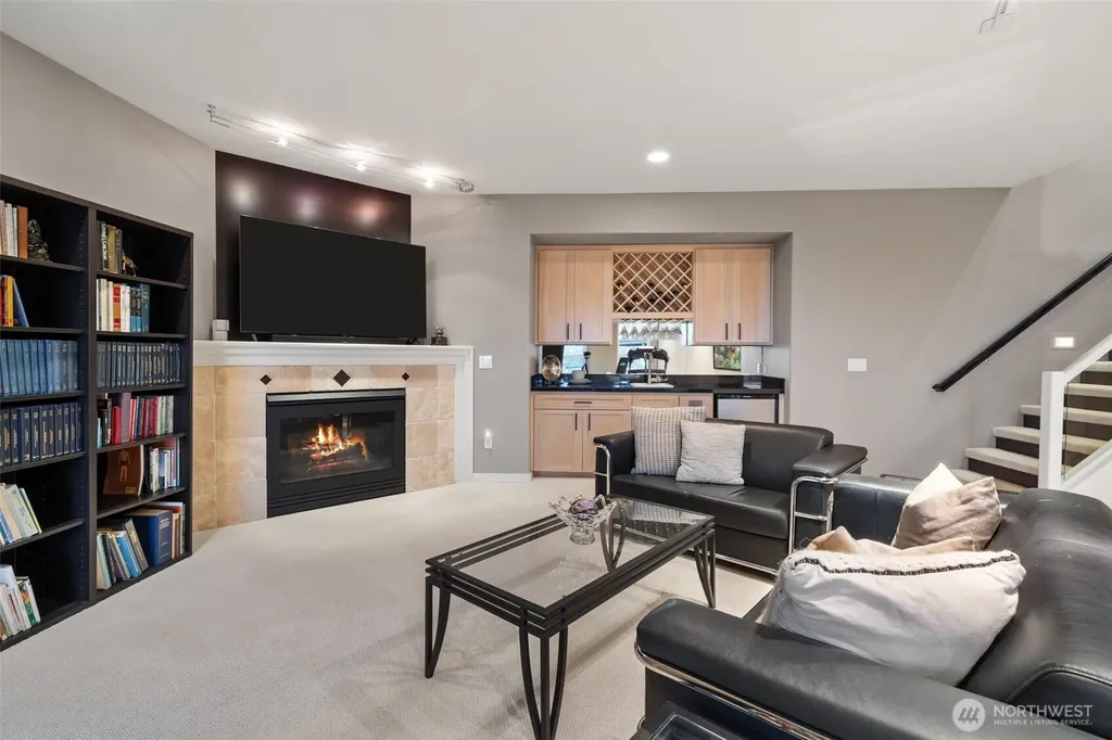 2305 NW Douglas Street Camas WA 98607