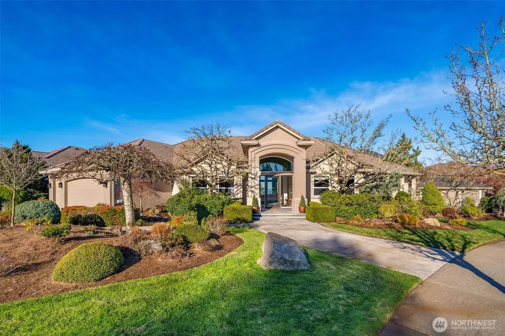 2305 NW Douglas Street Camas WA 98607