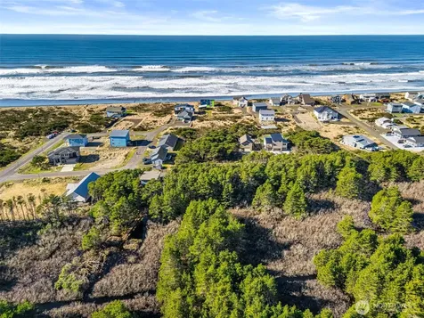 5 Gold Street Westport WA 98595