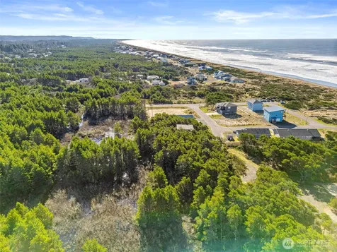 5 Gold Street Westport WA 98595
