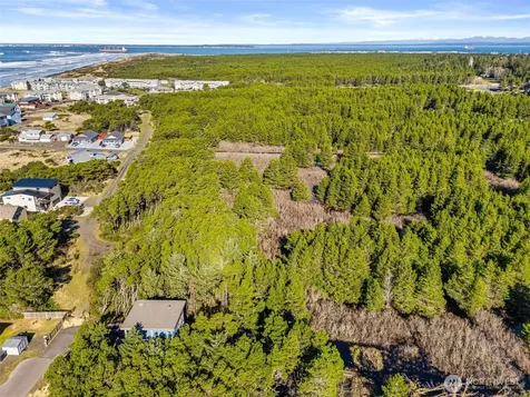 5 Gold Street Westport WA 98595