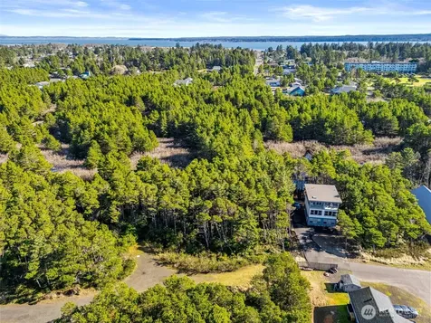 5 Gold Street Westport WA 98595