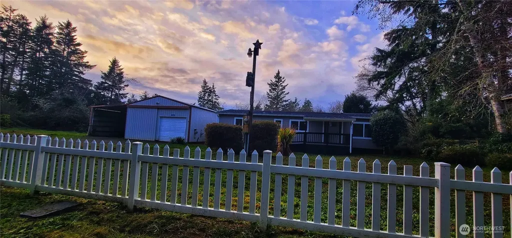 24533 Y Lane Ocean Park WA 98640