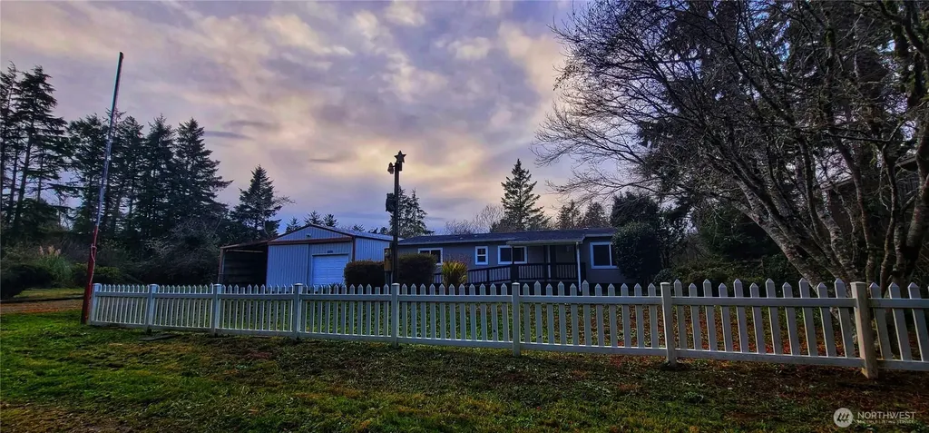 24533 Y Lane Ocean Park WA 98640