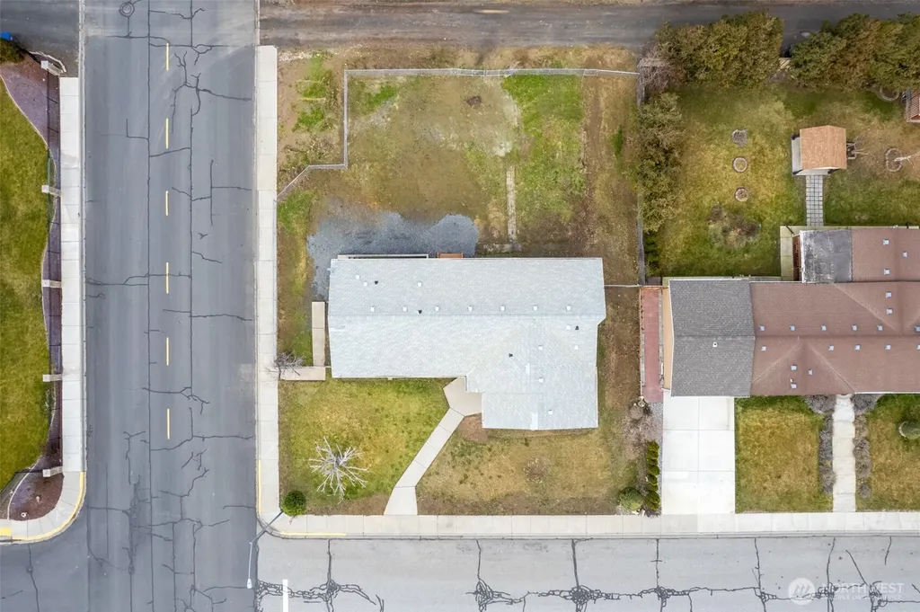 227 O Street SW Quincy WA 98848