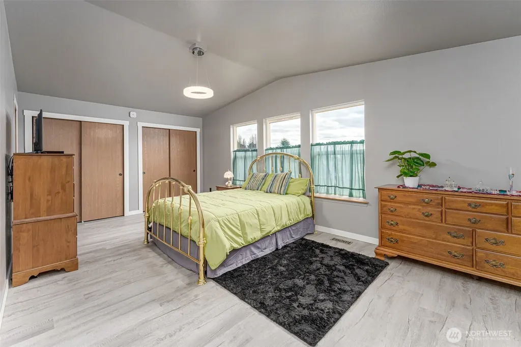 227 O Street SW Quincy WA 98848
