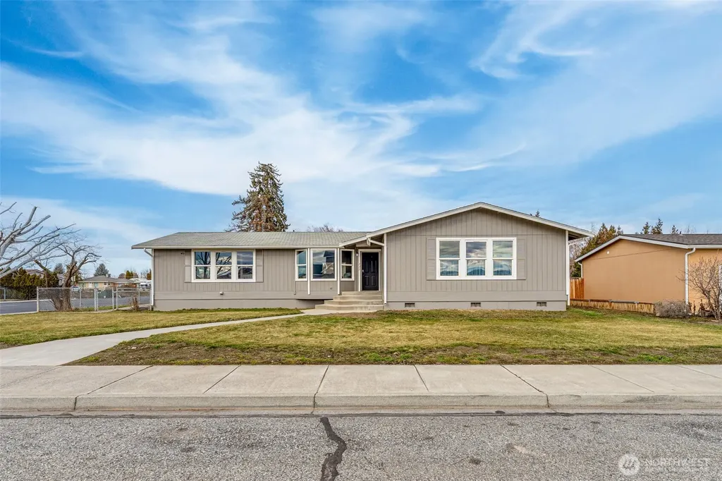 227 O Street SW Quincy WA 98848