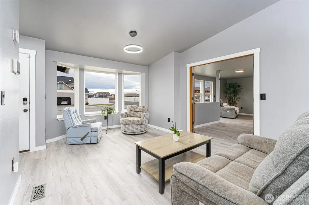 227 O Street SW Quincy WA 98848