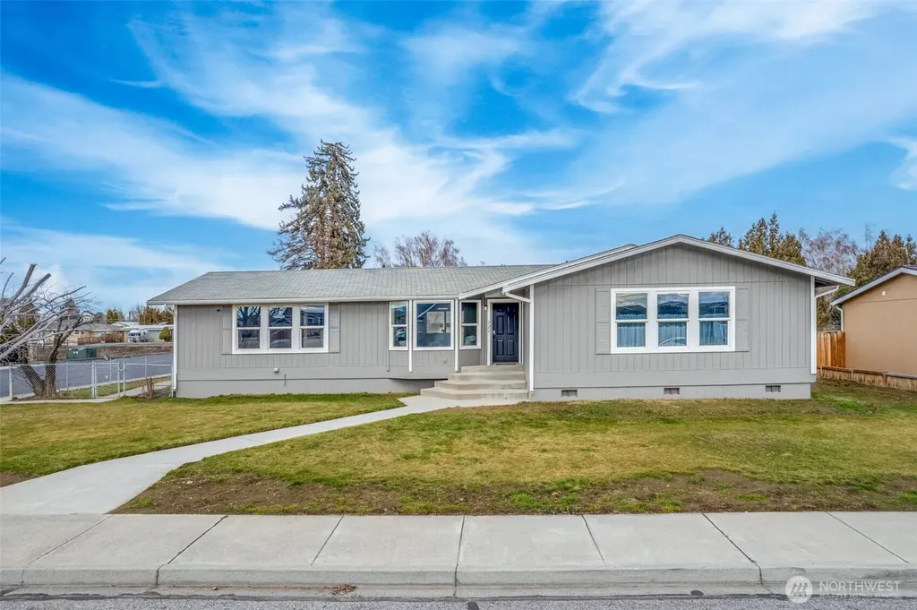 227 O Street SW Quincy WA 98848
