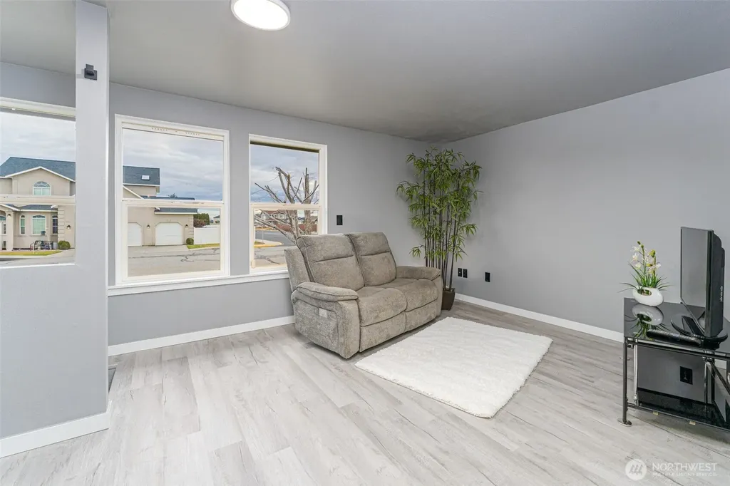 227 O Street SW Quincy WA 98848