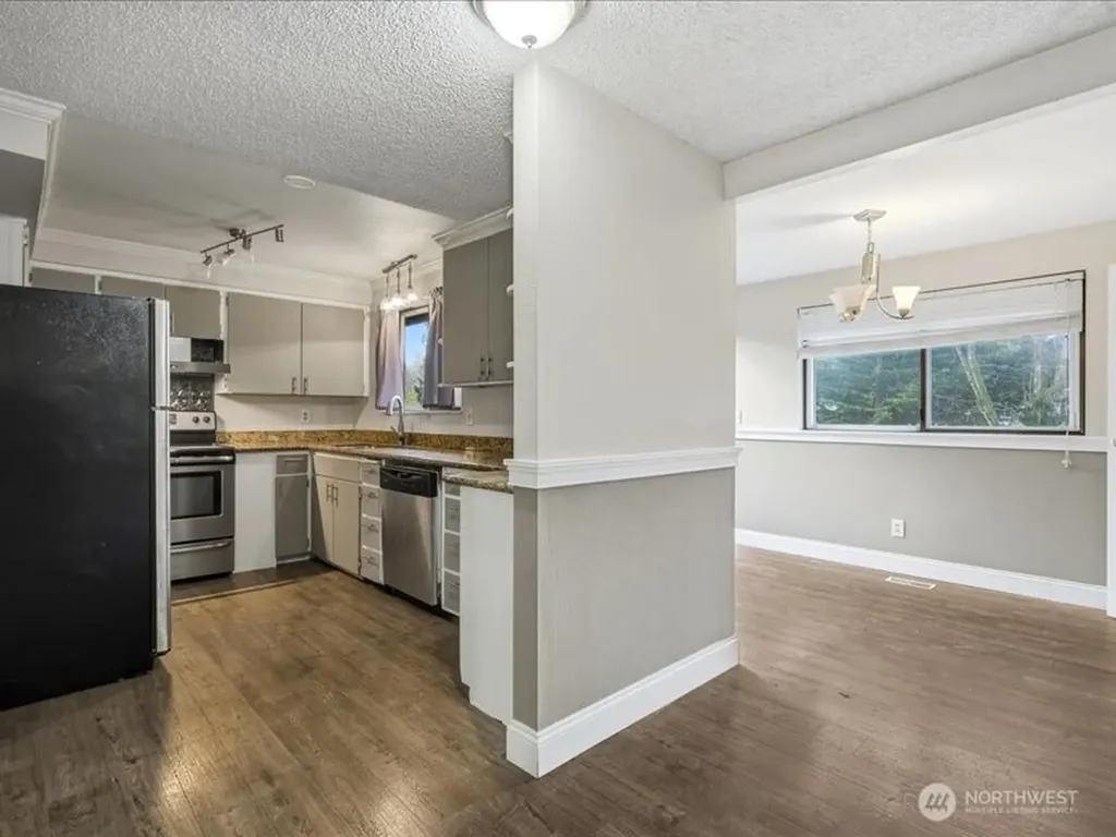 13906 126th Avenue E Puyallup WA 98374