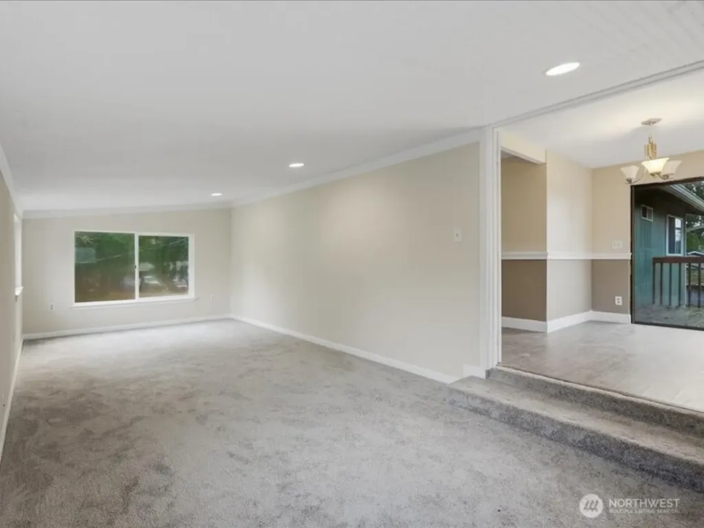 13906 126th Avenue E Puyallup WA 98374