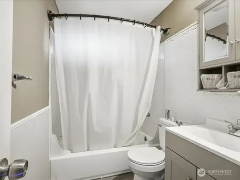 13906 126th Avenue E Puyallup WA 98374