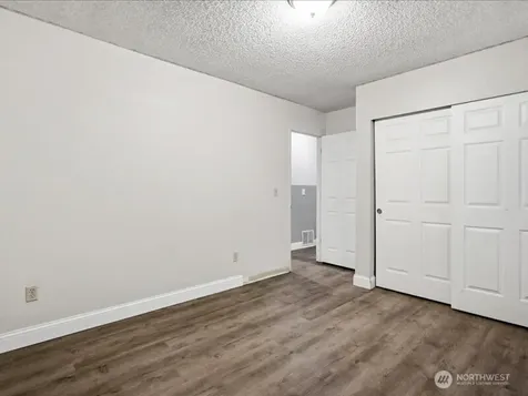 13906 126th Avenue E Puyallup WA 98374