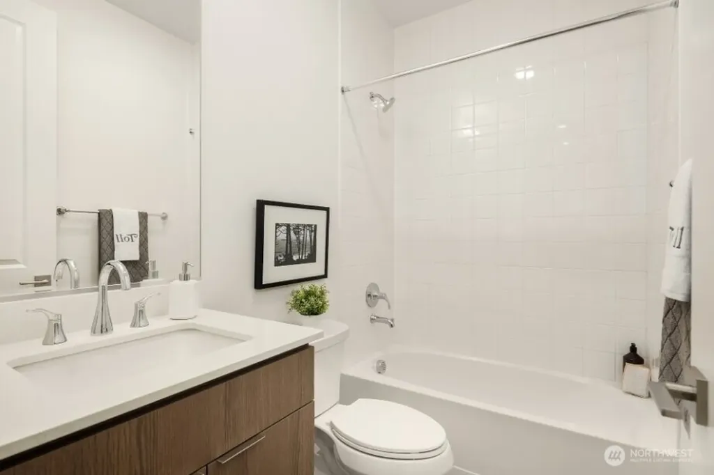 10814 120th Lane NE Kirkland WA 98033