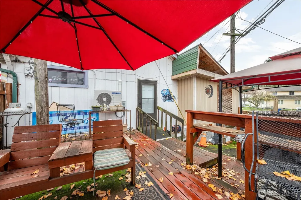 1107 N Pacific Avenue Kelso WA 98626