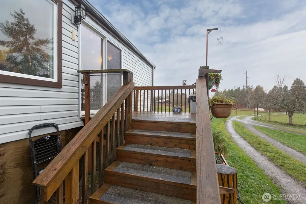 501 Mccarver Road Port Angeles WA 98362
