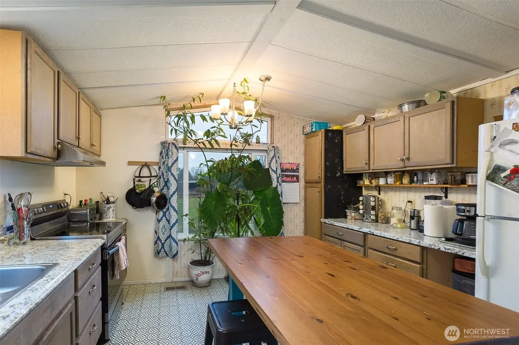 501 Mccarver Road Port Angeles WA 98362