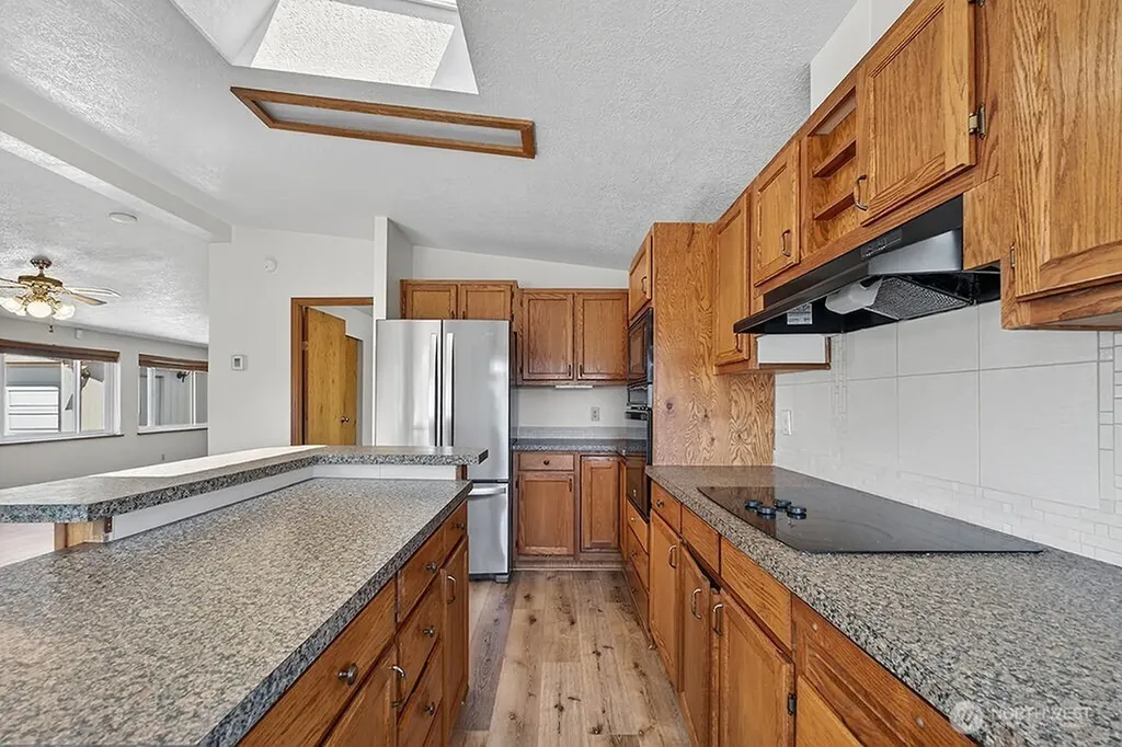 1402 22nd Street NE Auburn WA 98002