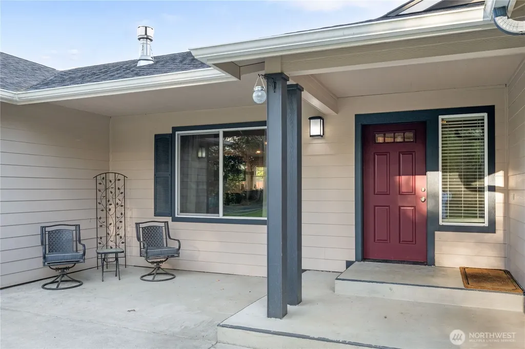 2701 Fishtrap Loop NE Olympia WA 98506