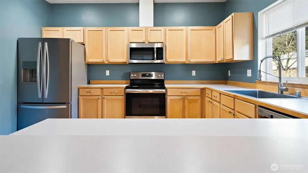 6726 NE Columbia Street Suquamish WA 98392