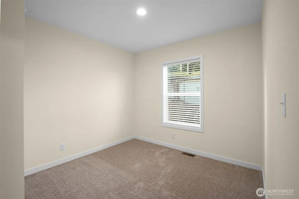 28454 168th Avenue SE Kent WA 98042