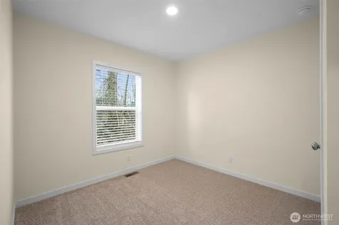 28454 168th Avenue SE Kent WA 98042
