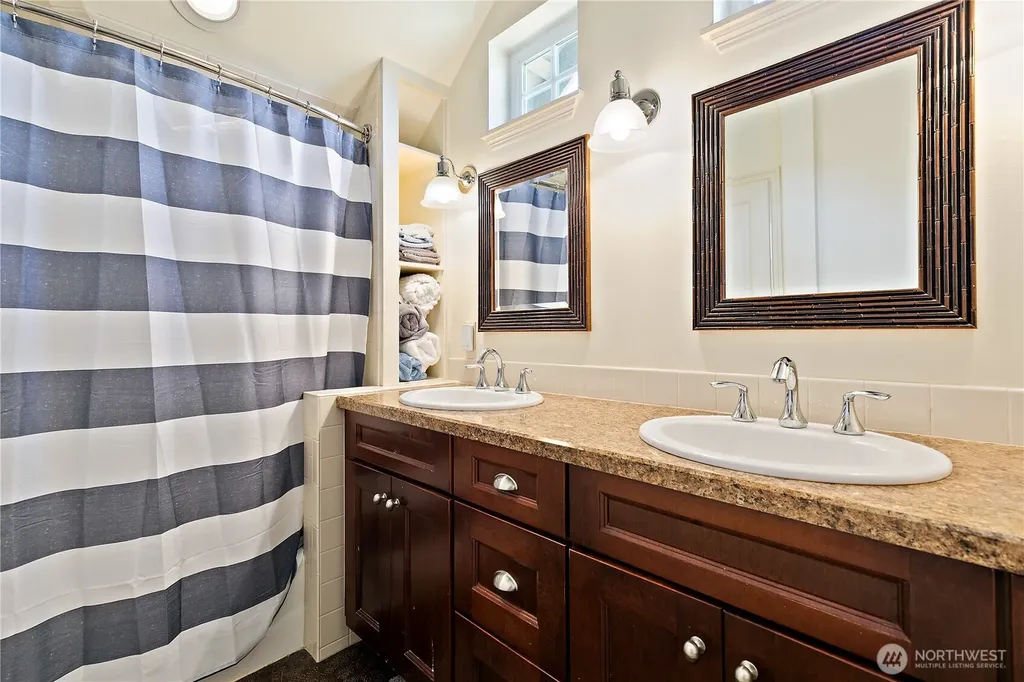 10841 Evergreen Terrace SW Lakewood WA 98498