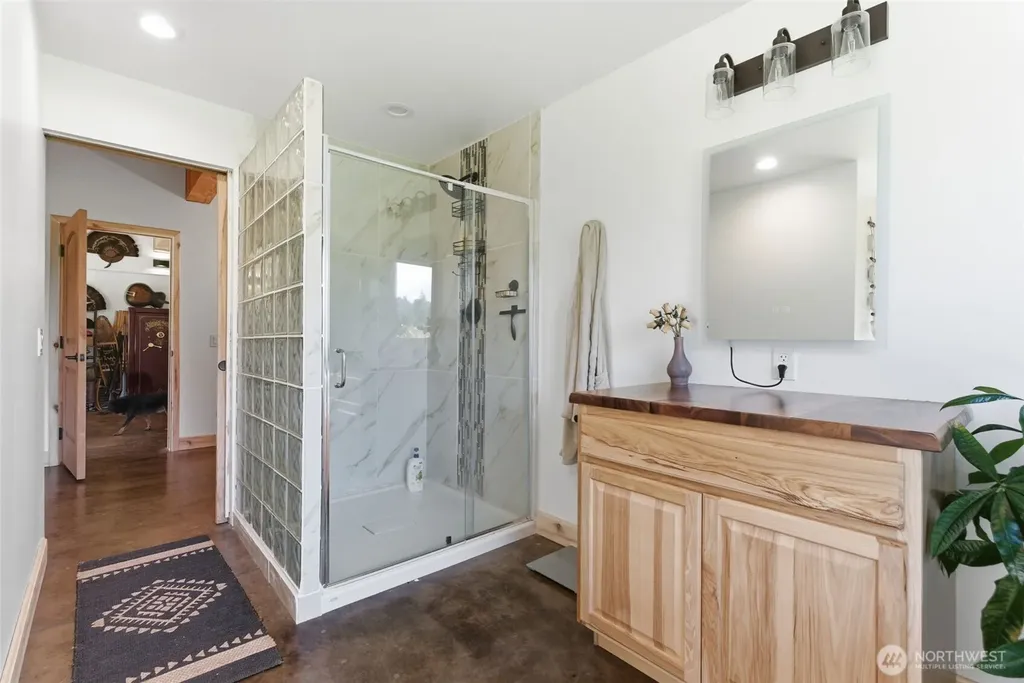 314 E Valley Road Skamokawa WA 98647