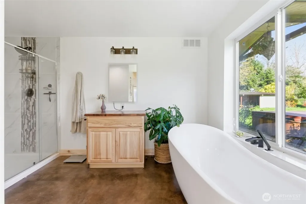 314 E Valley Road Skamokawa WA 98647