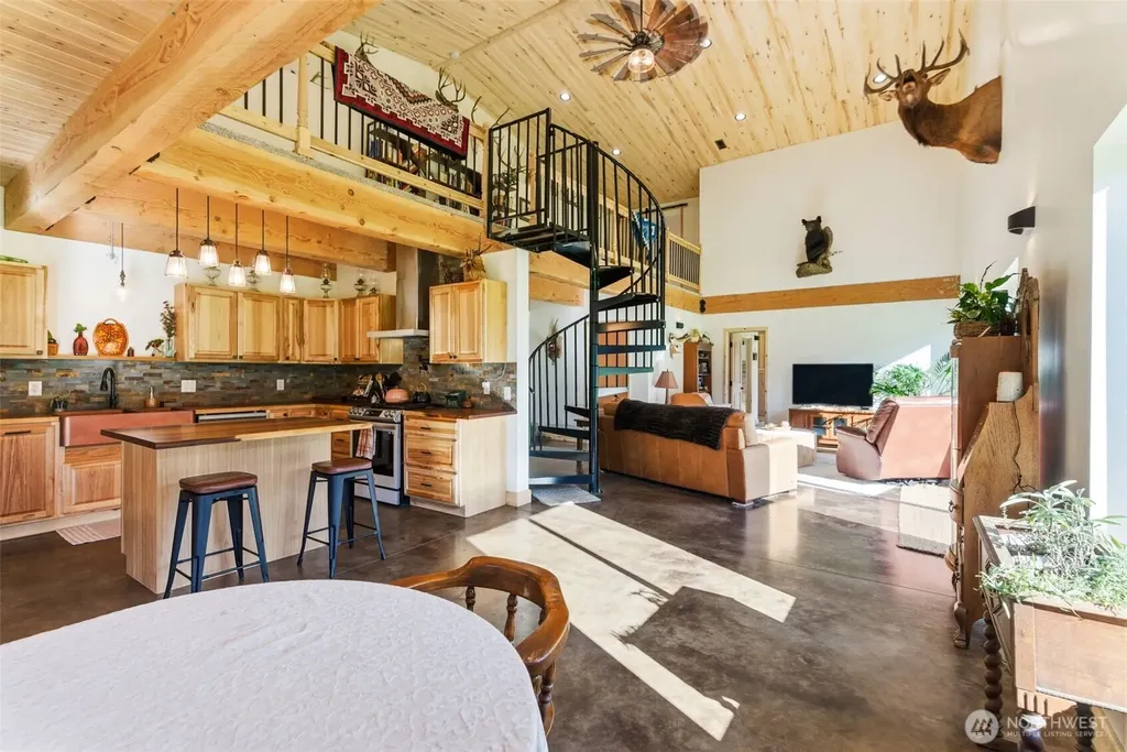 314 E Valley Road Skamokawa WA 98647