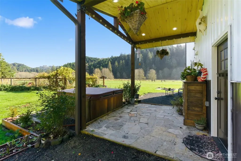 314 E Valley Road Skamokawa WA 98647