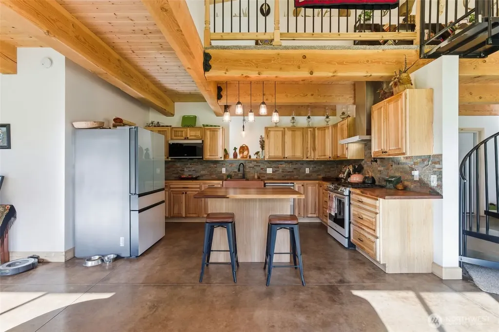 314 E Valley Road Skamokawa WA 98647