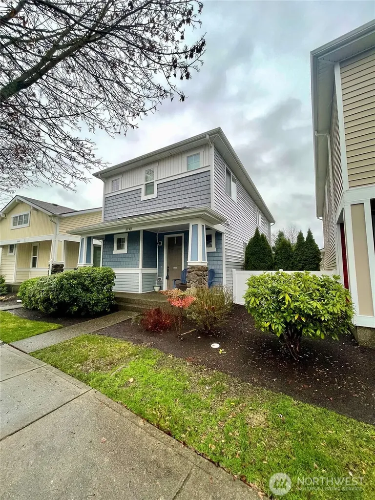 4340 Edgewater Boulevard NE Lacey WA 98516