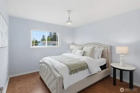 2713 NE 23rd Place Renton WA 98056