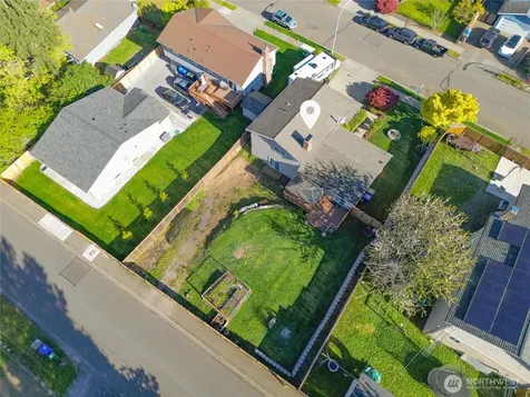 2713 NE 23rd Place Renton WA 98056